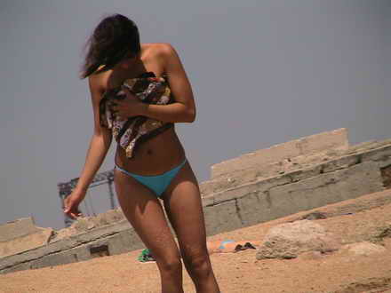 The beach situation: You have not seen my bra?