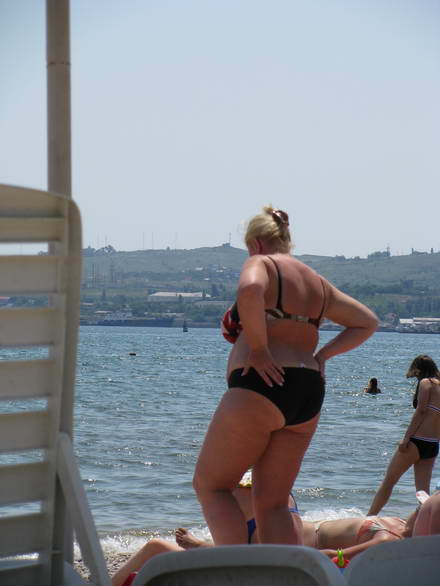 A woman goes to swim
